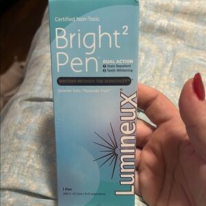 Bright Pen - Dual Action Teeth Whitening